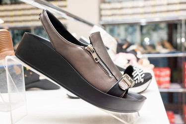 Similar image 22032107