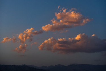 Similar image 22044762