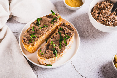 Similar image 22042115