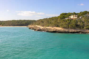 Similar image 22042581