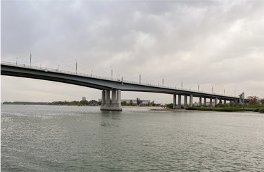 Similar image 22046974