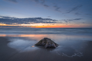 Similar image 22051238