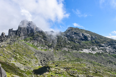 Similar image 22051005