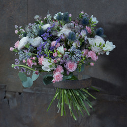 Similar image 22051082