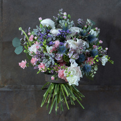 Similar image 22051086