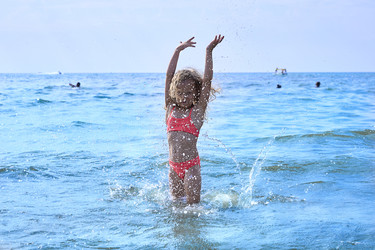 Similar image 22055356