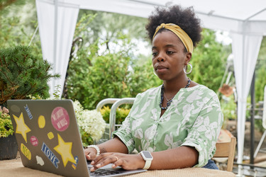 Similar image 22033034