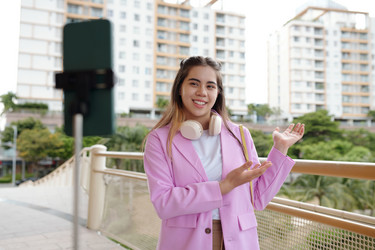 Similar image 22034810