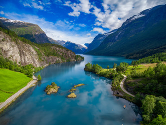 Similar image 22092405