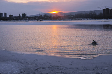 Similar image 22062420