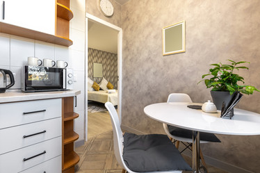 Similar image 22070011