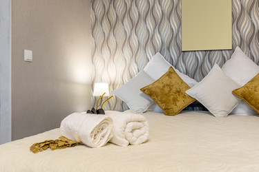 Similar image 22070015