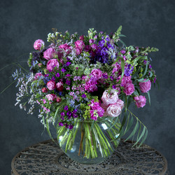 Similar image 22060156