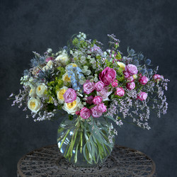 Similar image 22060198