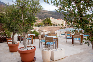 Similar image 22076919