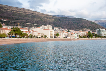 Similar image 22076940