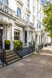 Similar image 22070395