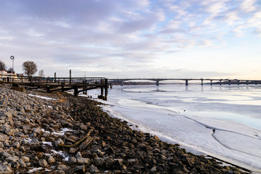 Similar image 22077940