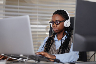 Similar image 22063288