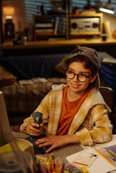 Similar image 22103529