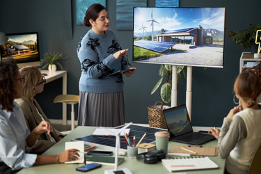 Similar image 22105436