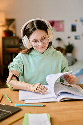 Similar image 22103955