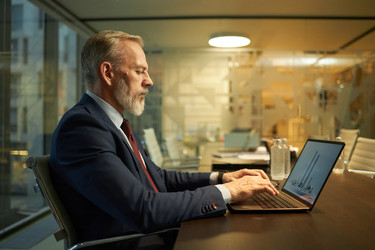 Similar image 22105080