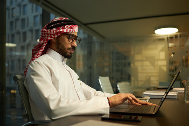 Similar image 22105100