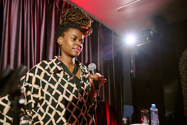 Similar image 22103782