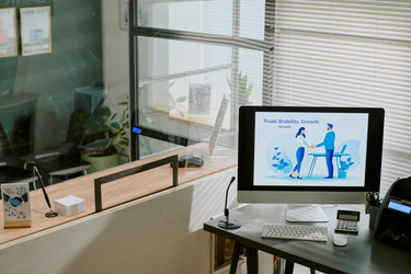 Similar image 22104060