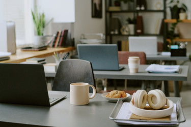 Similar image 22103724