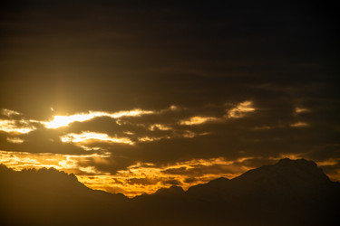 Similar image 22127998