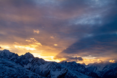 Similar image 22127810