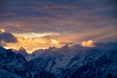 Similar image 22127813