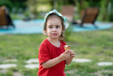 Similar image 22111301