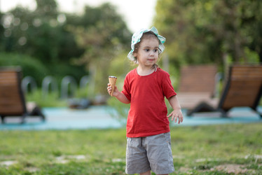 Similar image 22111311