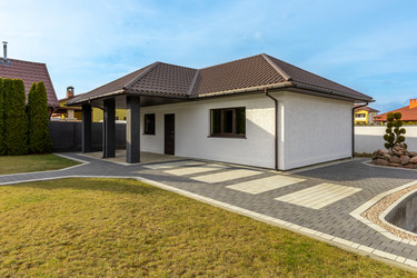 Similar image 22107854