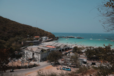 Similar image 22100056