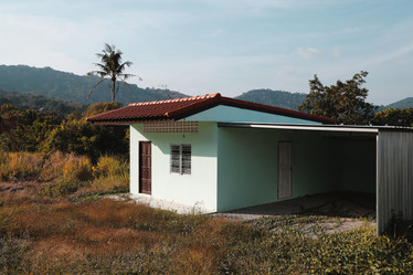 Similar image 22100079