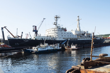 Similar image 22110904