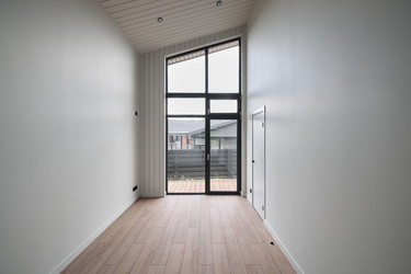 Similar image 22120430