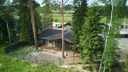 Similar image 22120453