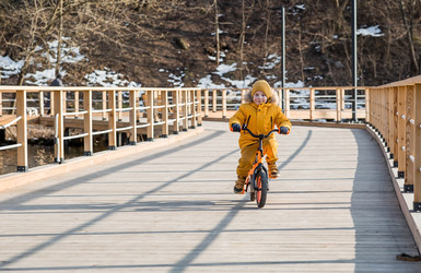 Similar image 22125919