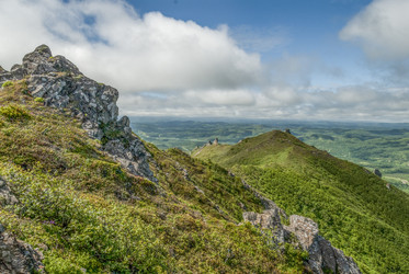 Similar image 22119880