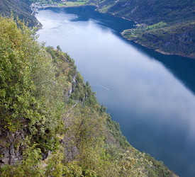 Similar image 22127216