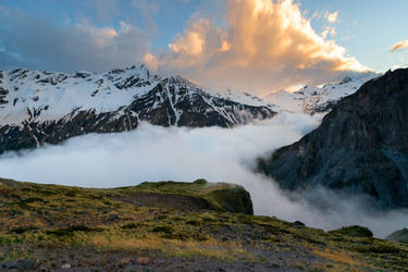 Similar image 22129599