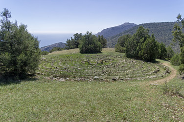 Similar image 22132324