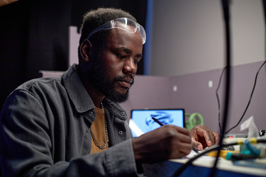 Similar image 22102083