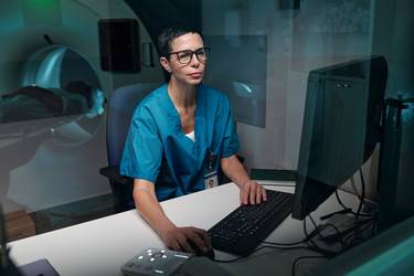 Similar image 22103386