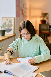 Similar image 22103947